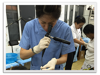 Examining the Nose and Throat Hambantota 2015