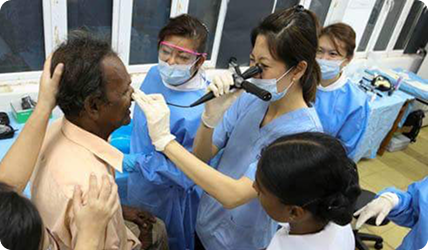 Examining the Nose and Throat